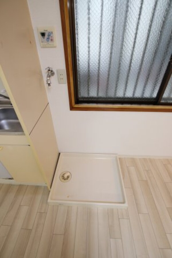 建物設備(室内洗濯機置場)
