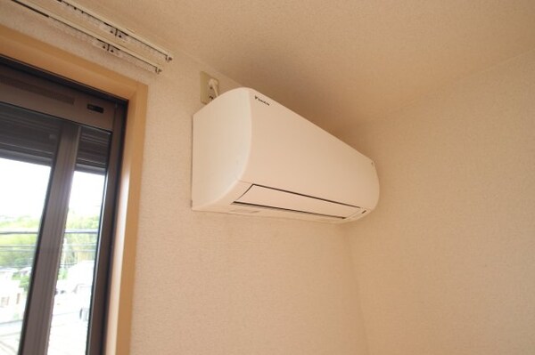 建物設備(エアコン)