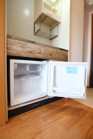 物件内観写真12　(ミニ冷蔵庫)