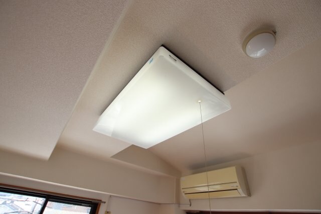 物件内観写真24　(照明器具)