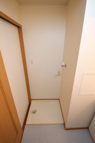 物件内観写真12　(室内洗濯機置き場)