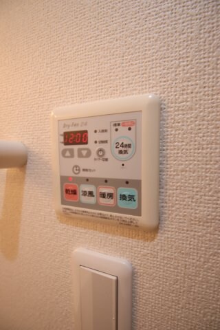 物件内観写真13　(浴室乾燥機)