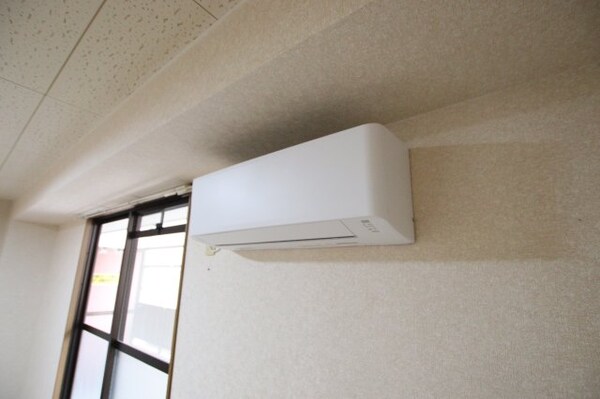 建物設備(エアコン)