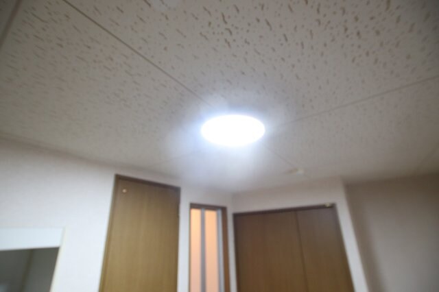 物件内観写真23　(照明)