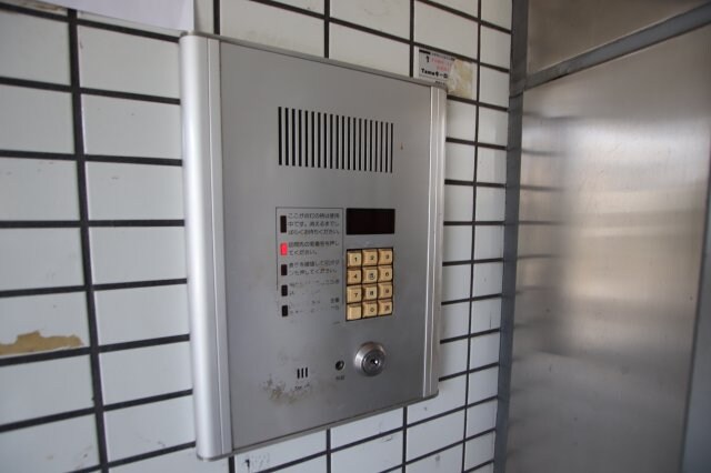 物件内観写真6　(オートロック)