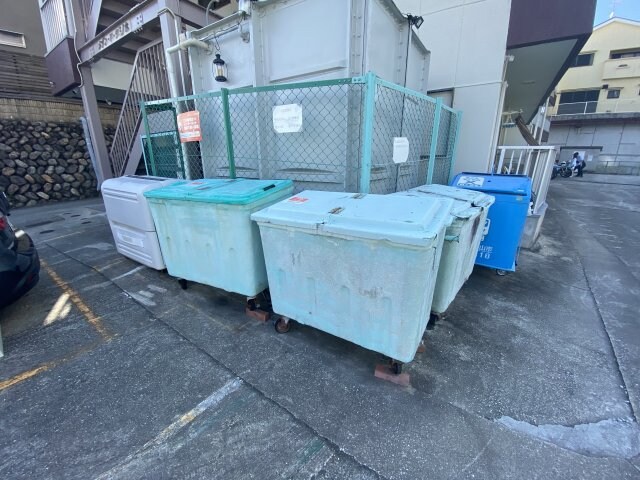 物件内観写真5　(室内洗濯機置場)