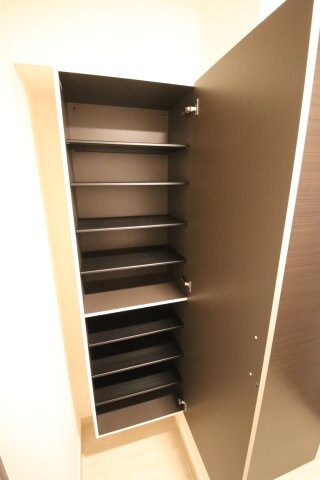 物件内観写真7　(シューズボックス)