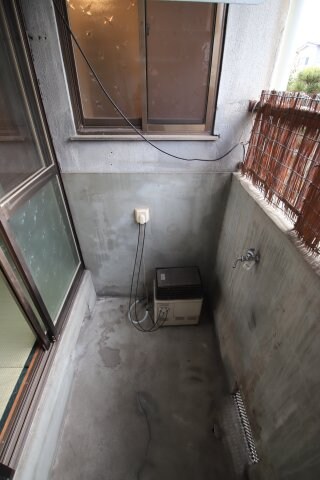 物件内観写真24　(洗濯機置場)