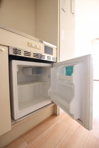 物件内観写真12　(ミニ冷蔵庫
同一施工会社同一仕様写真)
