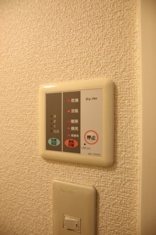 物件内観写真13　(浴室乾燥機)