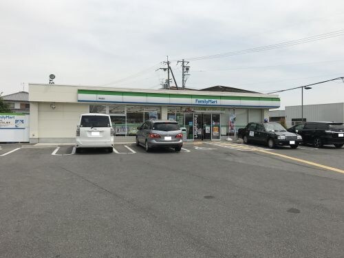 物件内観写真30　(ファミリーマート　堺岩室店 1321m)