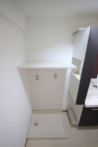 物件内観写真13　(室内洗濯機置き場)