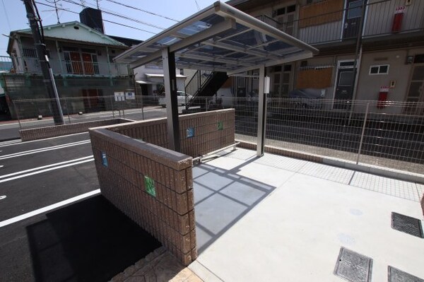 建物設備(駐輪場)