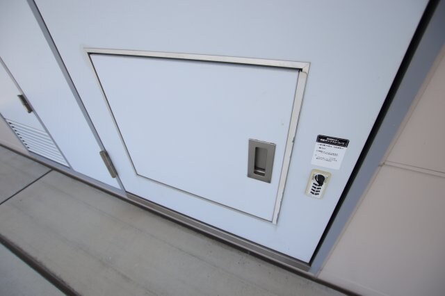 物件内観写真5　(宅配BOX)