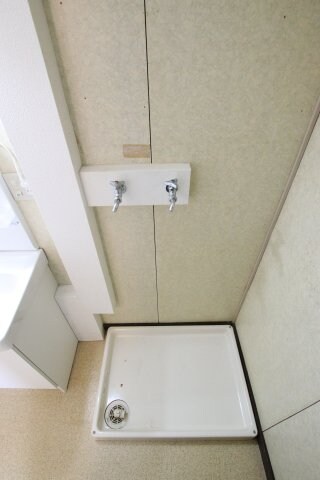 物件内観写真18　(室内洗濯機置き場)