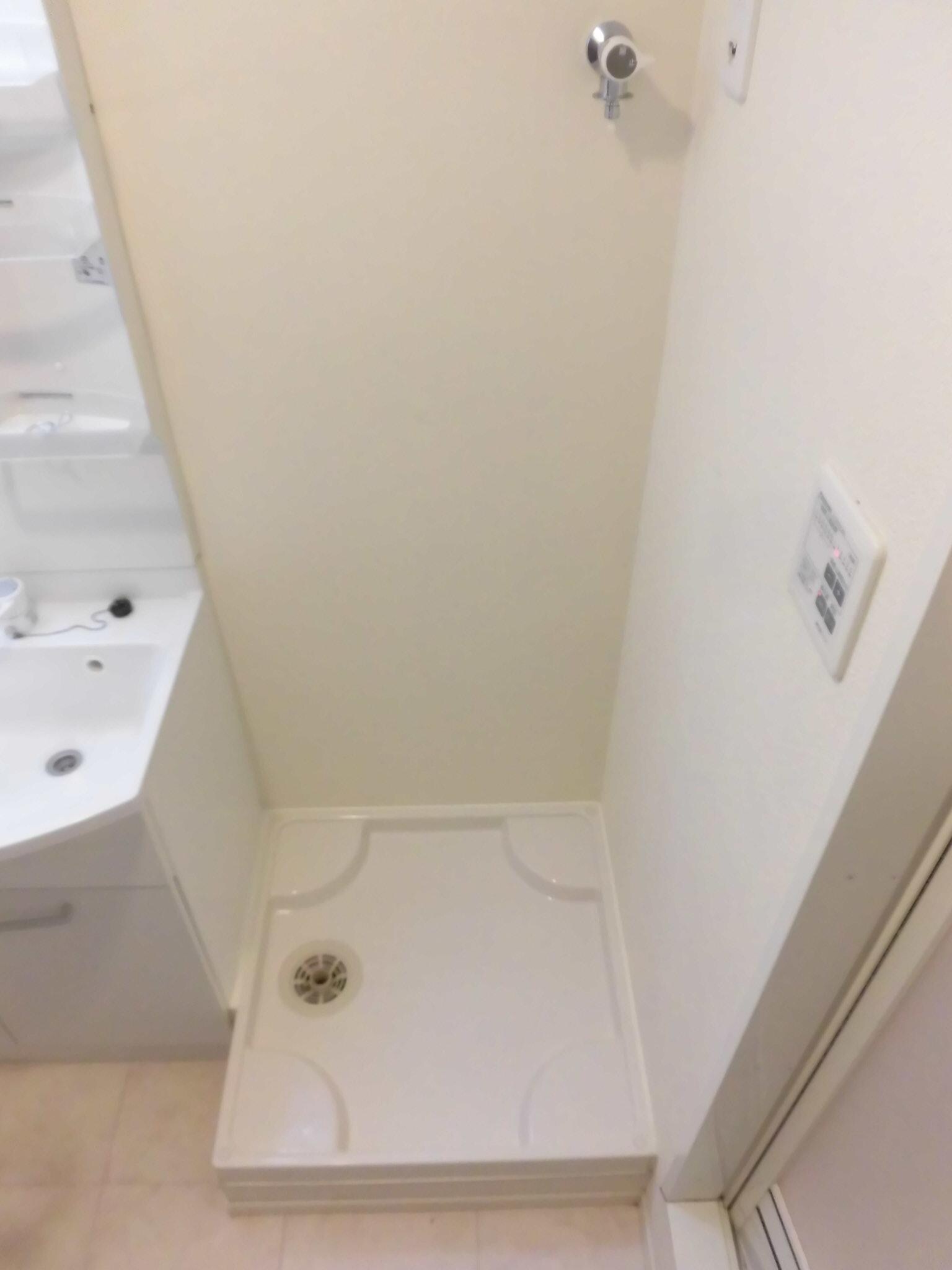 物件内観写真15　(室内洗濯機置場)