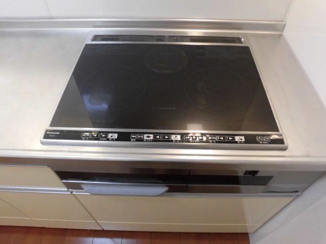 物件内観写真18　(ＩＨコンロ)