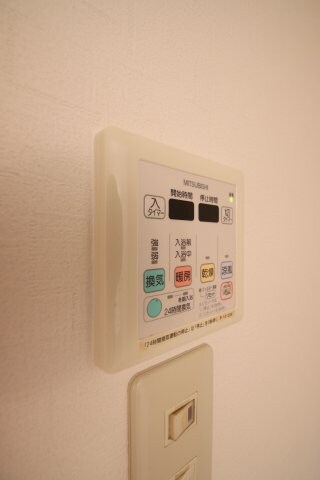 物件内観写真10　(浴室乾燥機)