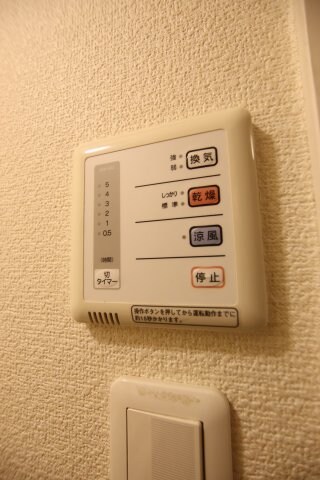 物件内観写真13　(浴室乾燥機)