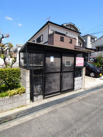 建物設備(敷地内ごみ置き場)