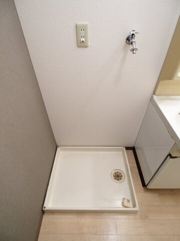 建物設備(室内洗濯機置場)