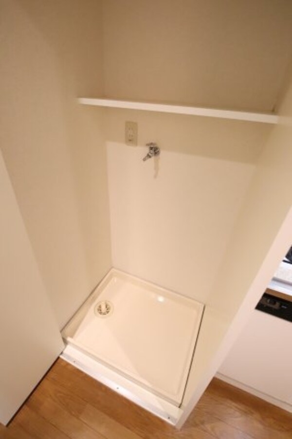 建物設備(室内洗濯機置場)