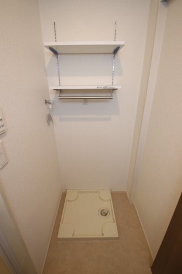 建物設備(室内洗濯機置場)