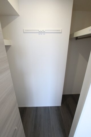 物件内観写真25　(ウォークインクローゼット)