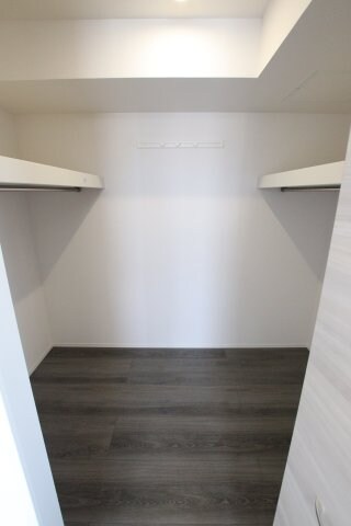 物件内観写真25　(ウォークインクローゼット)