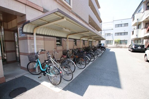 建物設備(駐輪場)