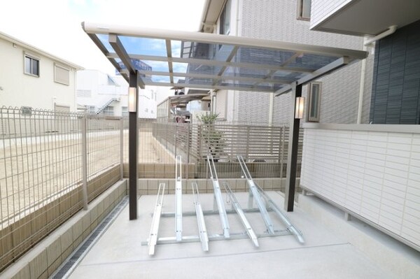 建物設備(駐輪場)