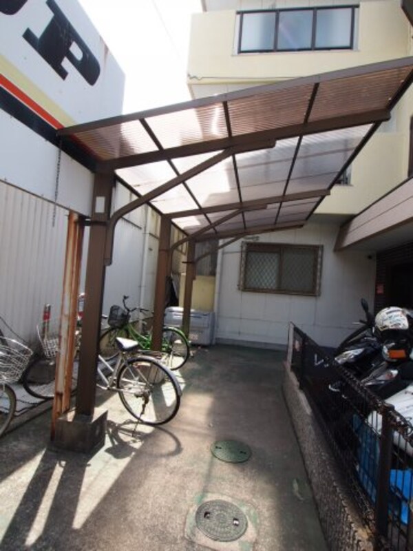 建物設備(駐輪場)