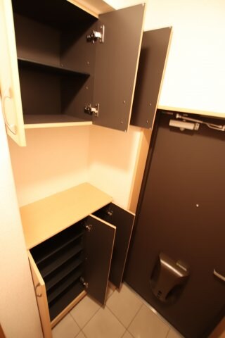 物件内観写真7　(シューズボックス)