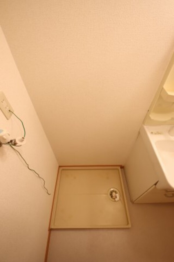 建物設備(室内洗濯機置き場)