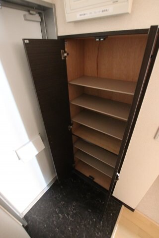 物件内観写真7　(シューズボックス)