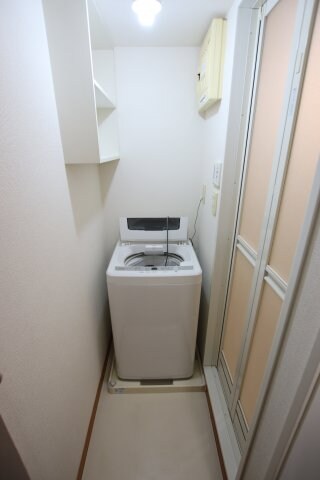 物件内観写真14　(洗濯機)
