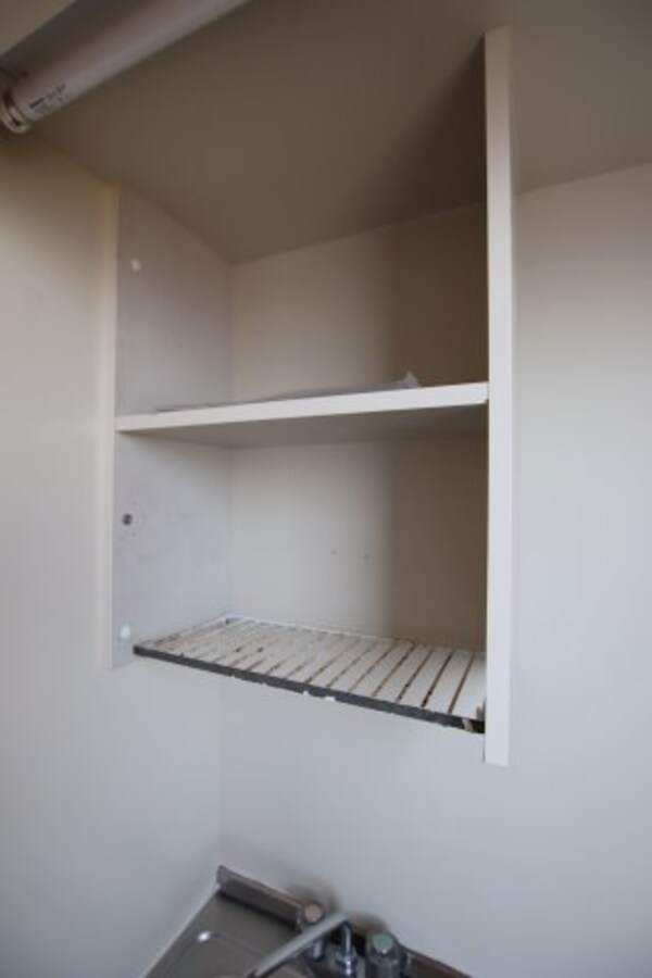 建物設備(吊戸棚)