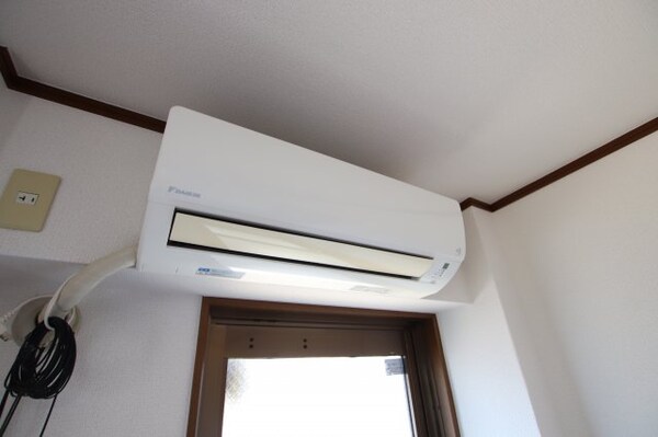 建物設備(エアコン)