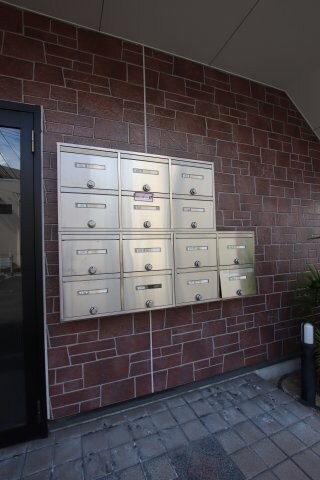 物件内観写真6　(集合ポスト)