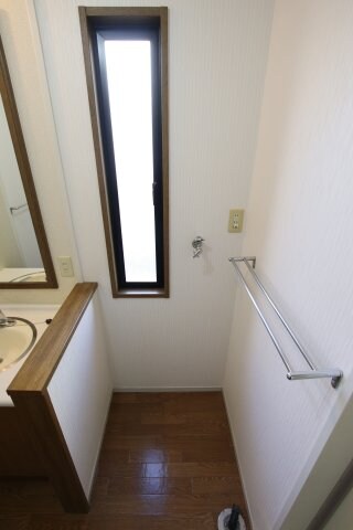 物件内観写真12　(室内洗濯機置場)