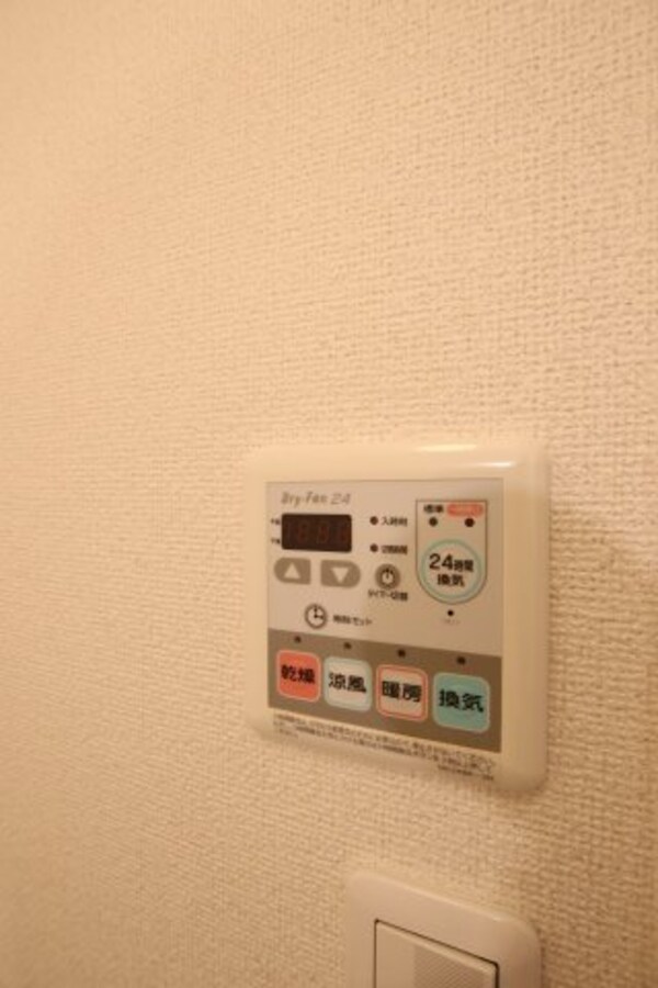 建物設備(浴室乾燥機)