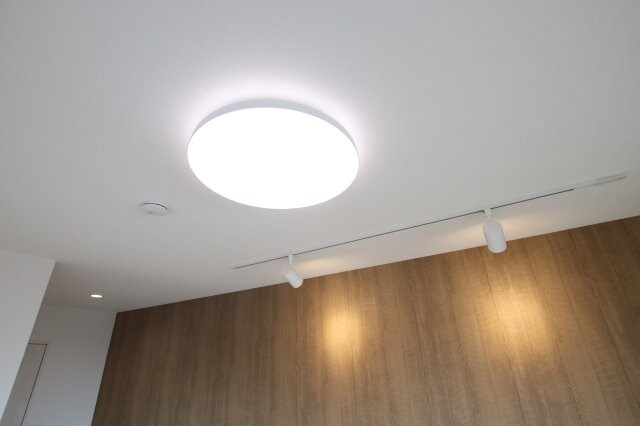 物件内観写真25　(照明)