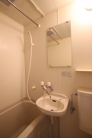 物件内観写真19　(洗面台)