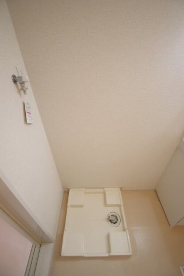 建物設備(室内洗濯機置き場)