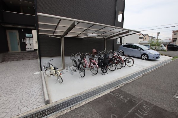 建物設備(駐輪場)