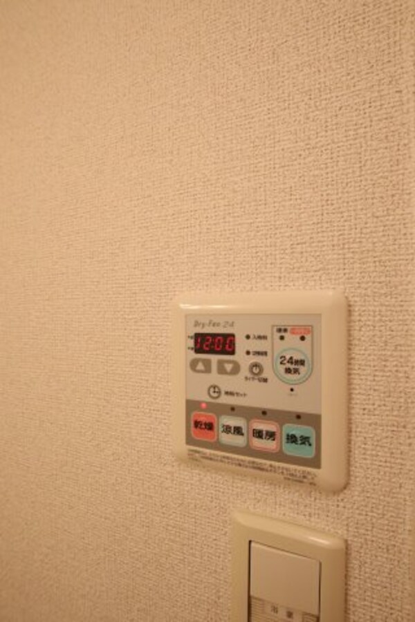 建物設備(浴室乾燥機)