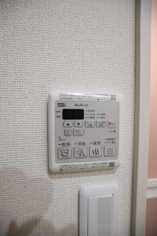 物件内観写真10　(浴室乾燥機)
