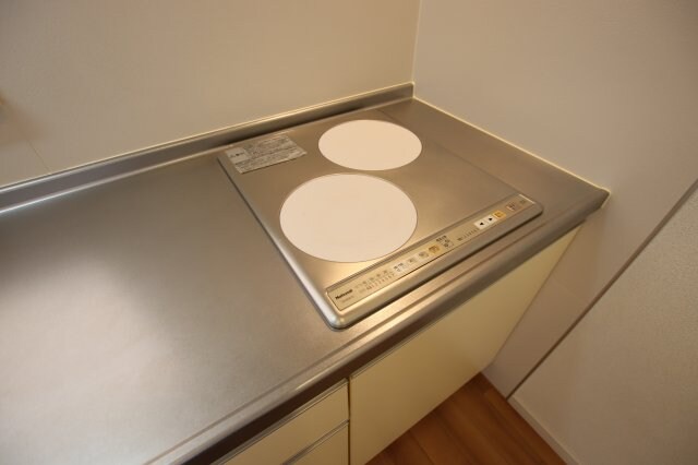 物件内観写真13　(IHコンロ)