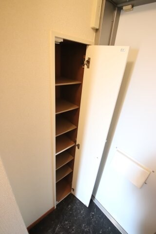 物件内観写真7　(シューズボックス)
