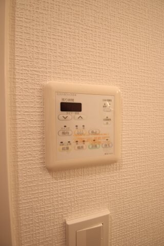 物件内観写真13　(浴室乾燥機)